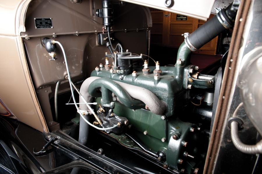  Ford Model A Phaeton 1929 года  (фото 22 из 30)